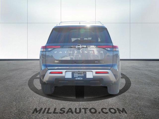 Photo of 2025 Gun Metallic Nissan Pathfinder