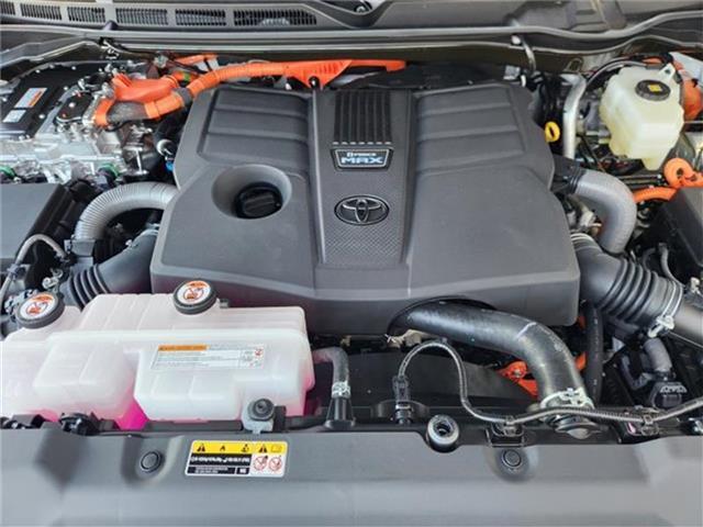 Photo of 2025 WHITE Toyota Tundra Hybrid