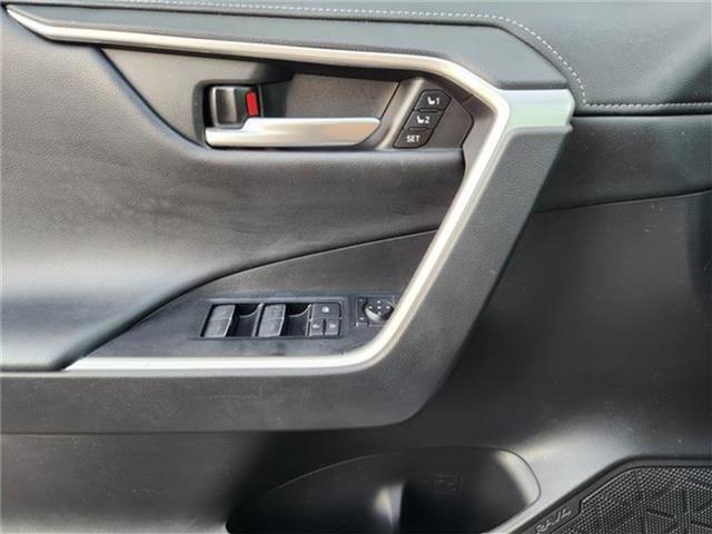 Photo of 2023 SILVER SKY META Toyota RAV4