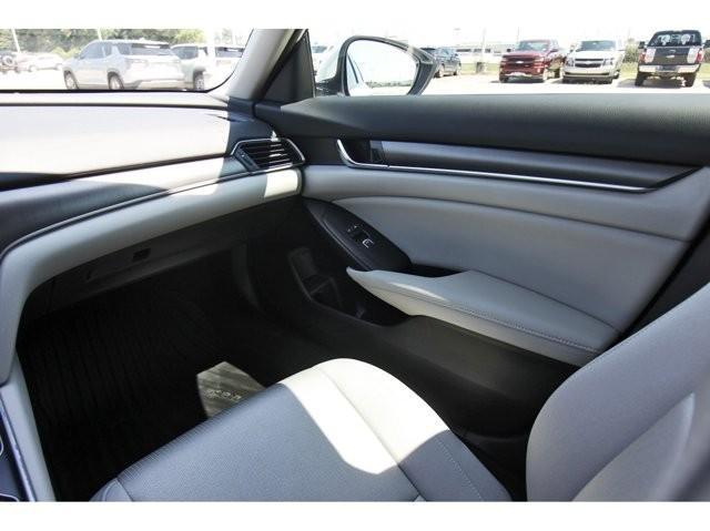 Photo of 2020 White Honda Accord