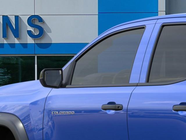 Photo of 2026 Blue Chevrolet Colorado