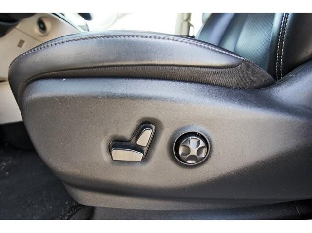 Photo of 2023 Black Chrysler Pacifica