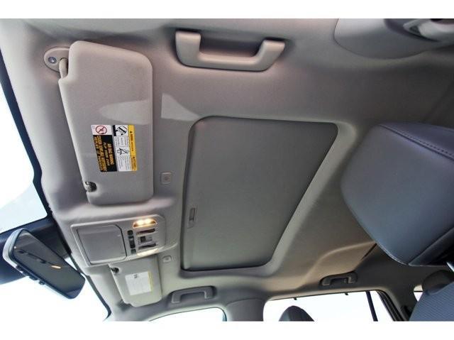 Photo of 2024 Green Toyota Highlander