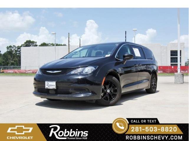 2023 Chrysler Voyager
