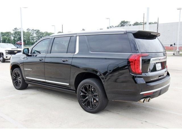 Photo of 2022 Black GMC Yukon XL