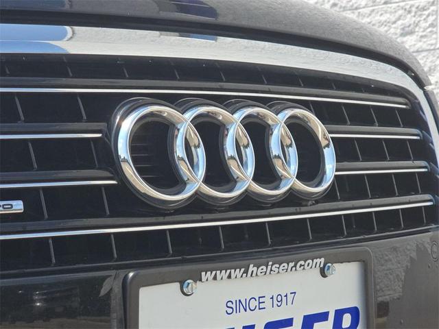 Photo of 2008 Night Blue Pearl Effect Audi A8