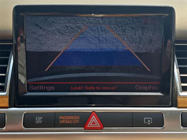 Photo of 2008 Night Blue Pearl Effect Audi A8