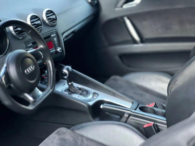Photo of 2008 Gold Audi TT