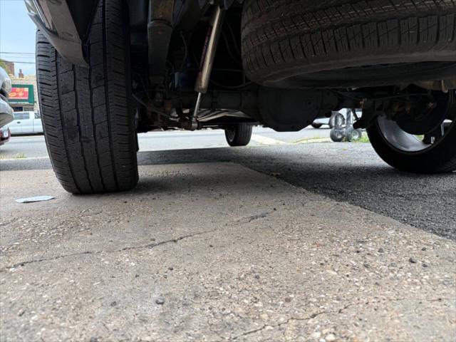 Photo of 2016 Black Chevrolet Silverado 1500