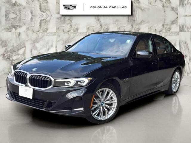 Photo of 2023 Black Sapphire Metallic BMW 330e