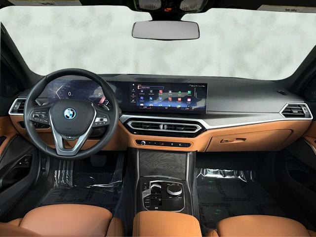 Photo of 2023 Black Sapphire Metallic BMW 330e