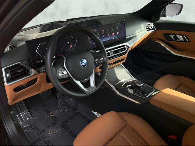 Photo of 2023 Black Sapphire Metallic BMW 330e