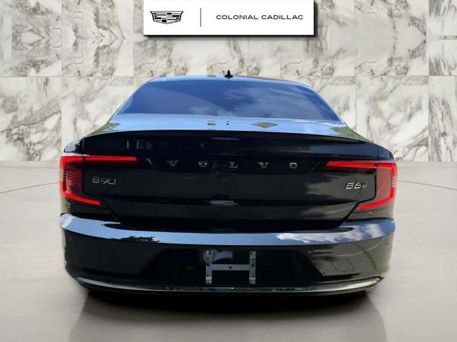 Photo of 2024 Onyx Black Metallic Volvo S90