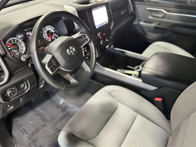 Photo of 2023 Billet Silver Metallic Clearcoat RAM 1500