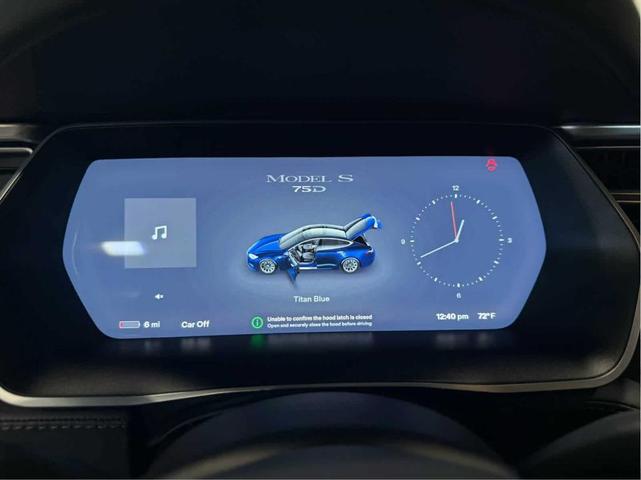 Photo of 2018 Deep Blue Metallic Tesla Model S