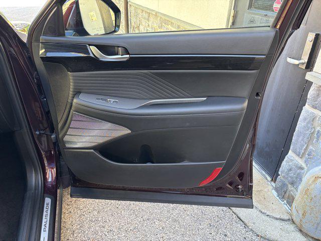 Photo of 2024 Sierra Burgundy Hyundai PALISADE