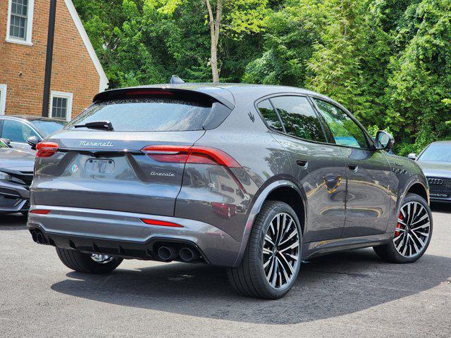Photo of 2025 Grigio Lava Metallic Maserati Grecale
