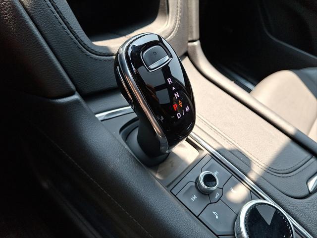 Photo of 2022 Stellar Black Metallic Cadillac XT5