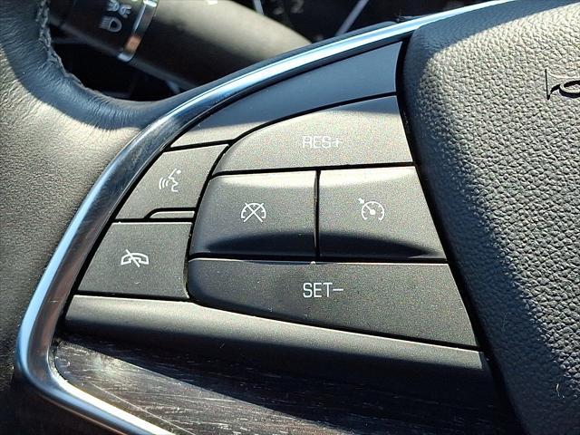 Photo of 2022 Stellar Black Metallic Cadillac XT5