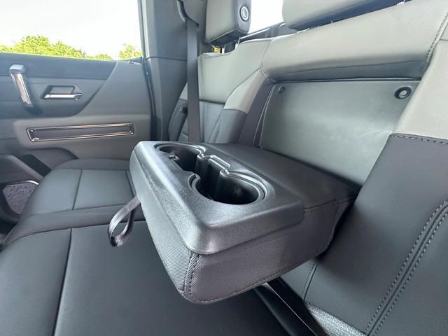 Photo of 2025 Black GMC HUMMER EV Pickup