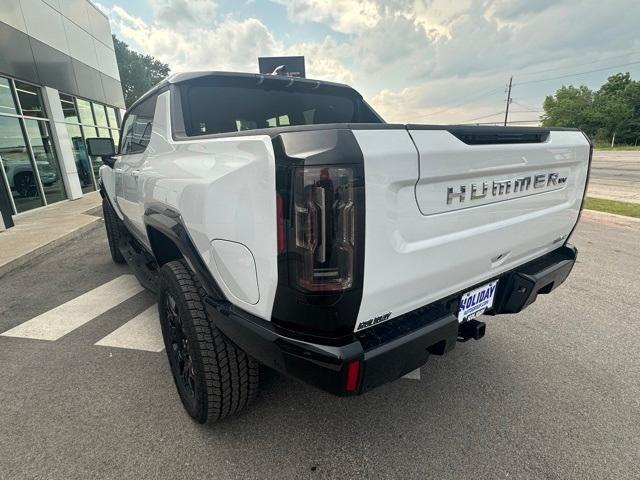 Photo of 2025 White GMC HUMMER EV Pickup