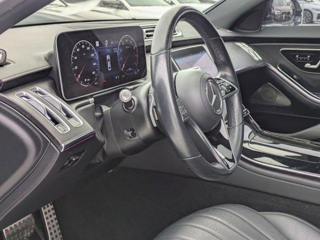 Photo of 2022 Diamond White Mercedes-Benz S-Class