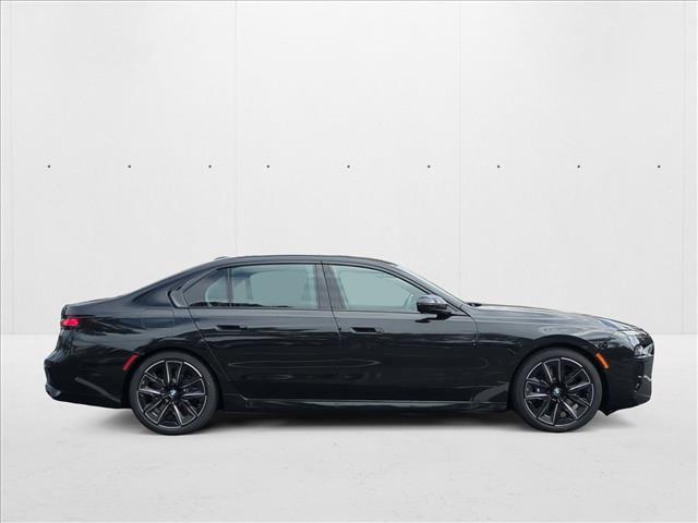 Photo of 2025 Black Sapphire Metallic BMW 760