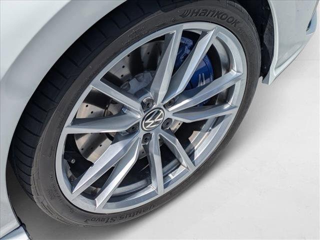 Photo of 2024 Pure White Volkswagen Golf R