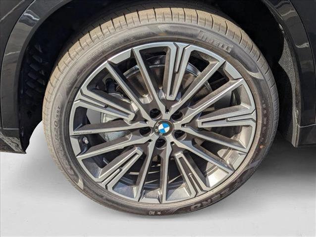 Photo of 2025 Black Sapphire Metallic BMW X1