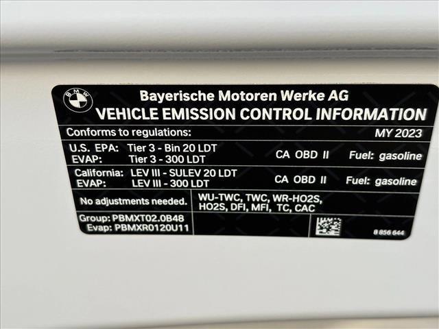 Photo of 2023 Mineral White Metallic BMW X1