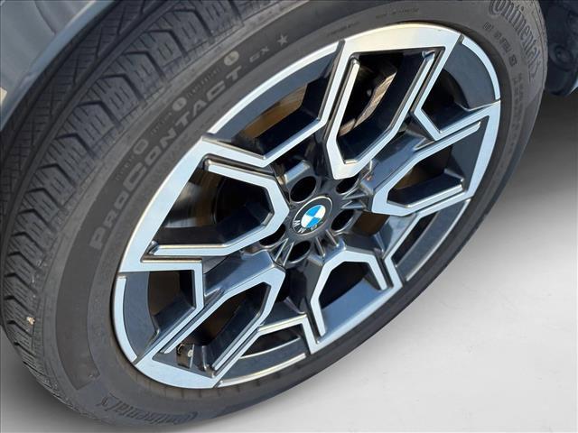 Photo of 2023 Mineral White Metallic BMW X1