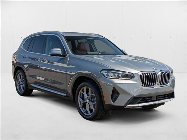 Photo of 2024 Gray Metallic BMW X3
