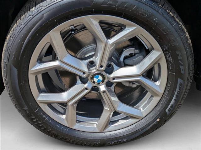 Photo of 2024 Gray Metallic BMW X3