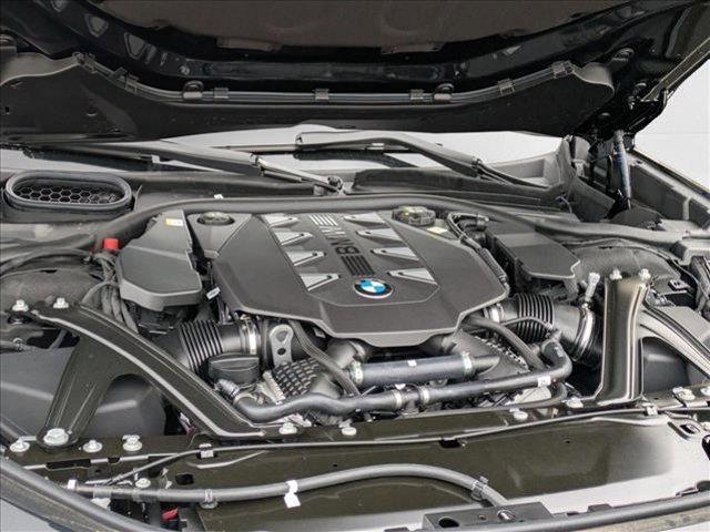 Photo of 2025 Black Sapphire Metallic BMW 760