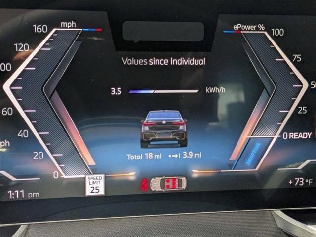 Photo of 2025 Black Sapphire Metallic BMW i7