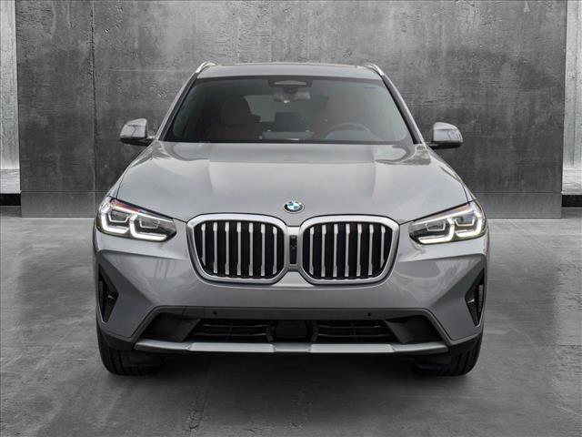 Photo of 2024 Gray Metallic BMW X3