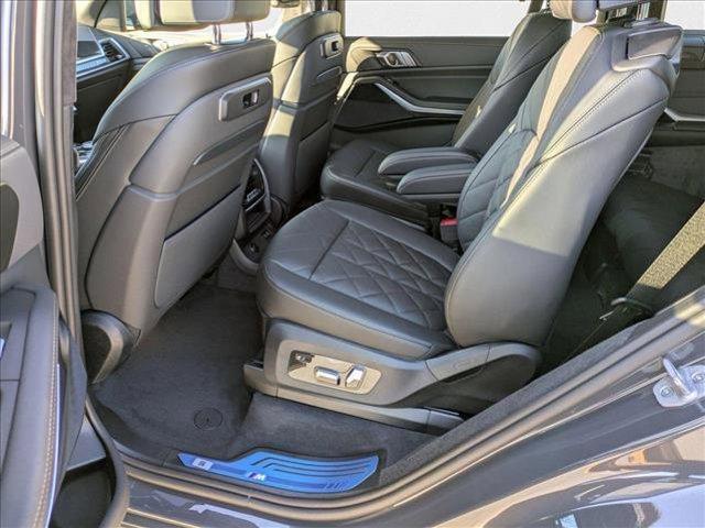 Photo of 2025 Gray Metallic BMW X7
