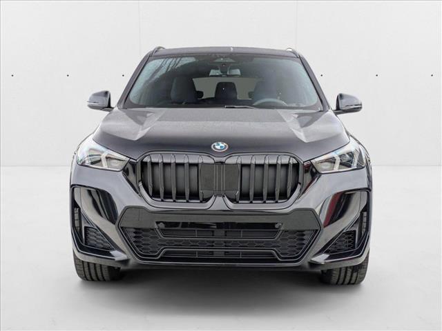 Photo of 2025 Black Sapphire Metallic BMW X1