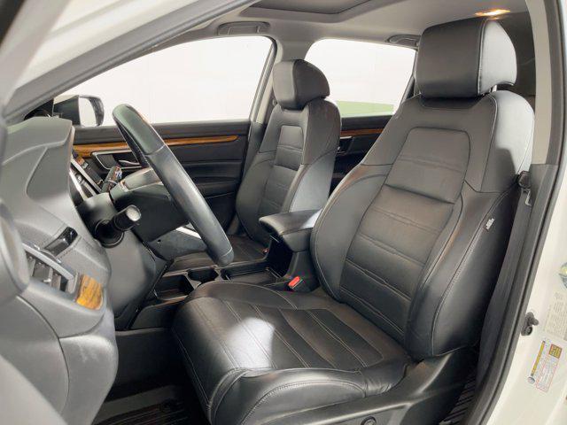 Photo of 2020 Platinum White Pearl Honda CR-V