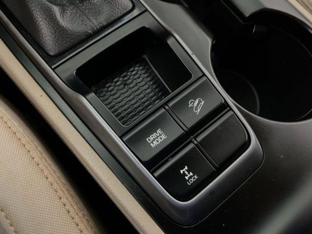 Photo of 2016 Mojave Sand Hyundai TUCSON