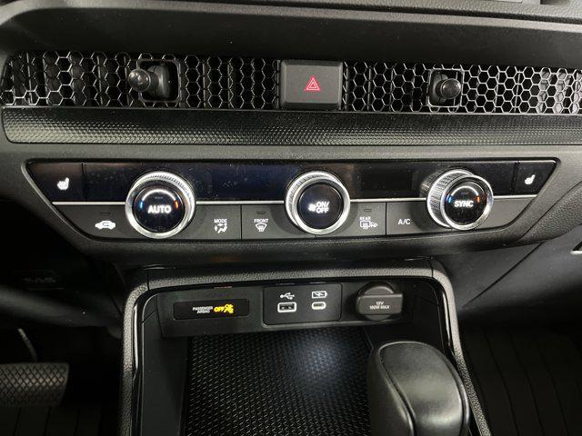 Photo of 2023 Gray Honda CR-V Hybrid