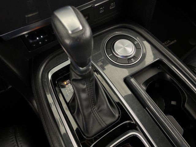 Photo of 2023 Aspen White Tricoat Nissan Armada