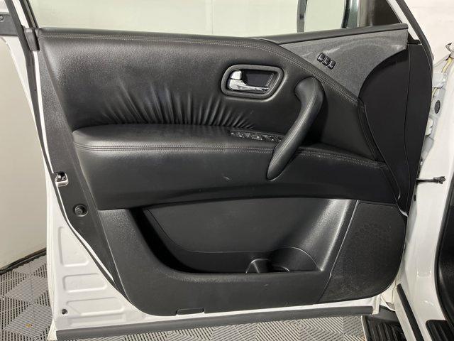 Photo of 2023 Aspen White Tricoat Nissan Armada