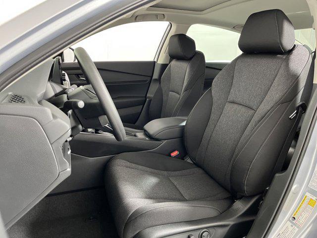 Photo of 2025 Solar Silver Metallic Honda Accord