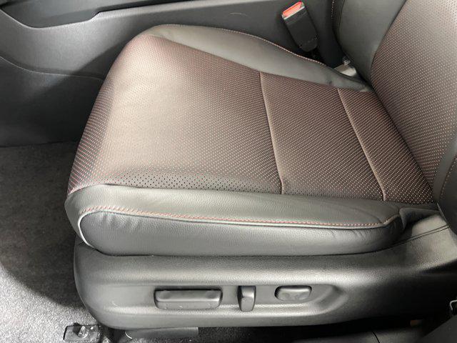Photo of 2025 Sonic Gray Pearl Honda Ridgeline