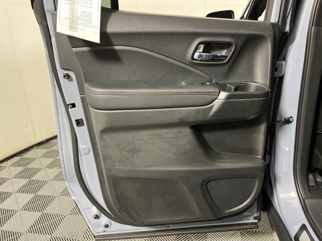 Photo of 2025 Sonic Gray Pearl Honda Ridgeline