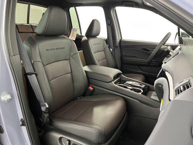 Photo of 2025 Sonic Gray Pearl Honda Ridgeline