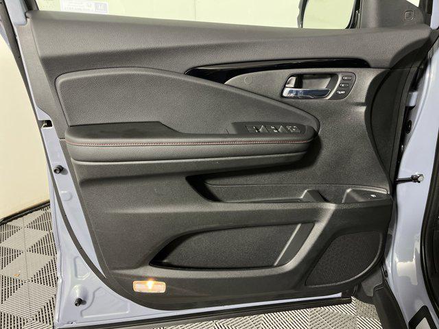 Photo of 2025 Sonic Gray Pearl Honda Ridgeline
