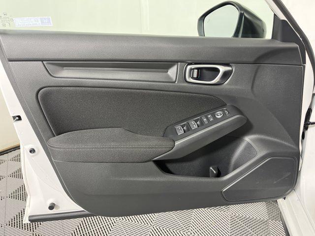 Photo of 2025 Platinum White Pearl Honda Civic