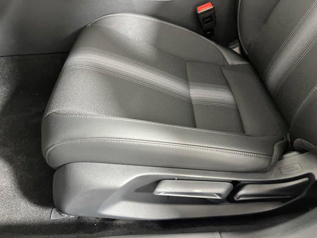 Photo of 2025 Platinum White Pearl Honda Civic